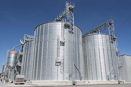 Silos a fondo piano